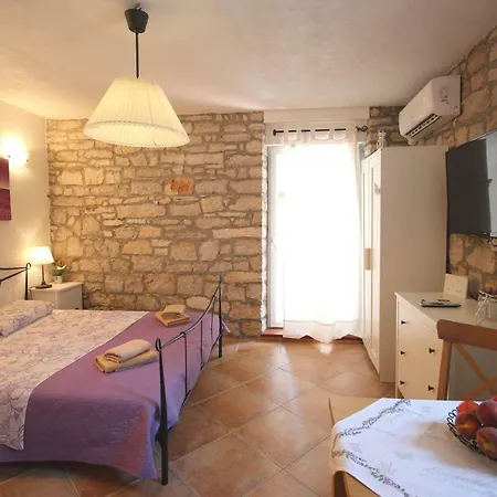 Studio Driovier 11 Rovinj Exterior photo